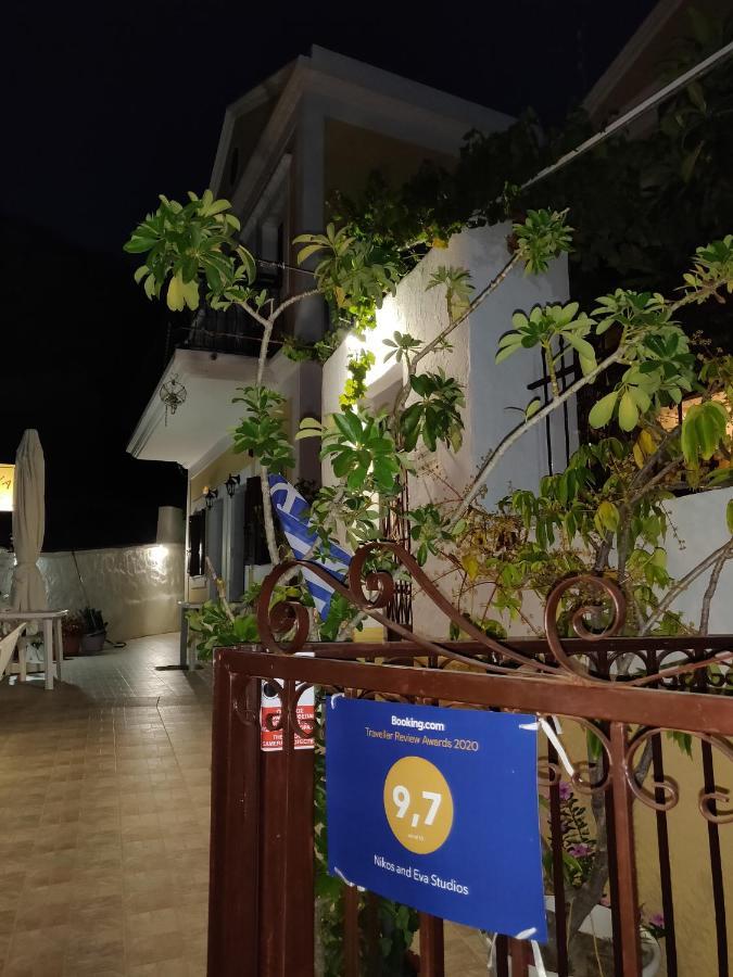 Nikos And Eva Studios Symi Bagian luar foto