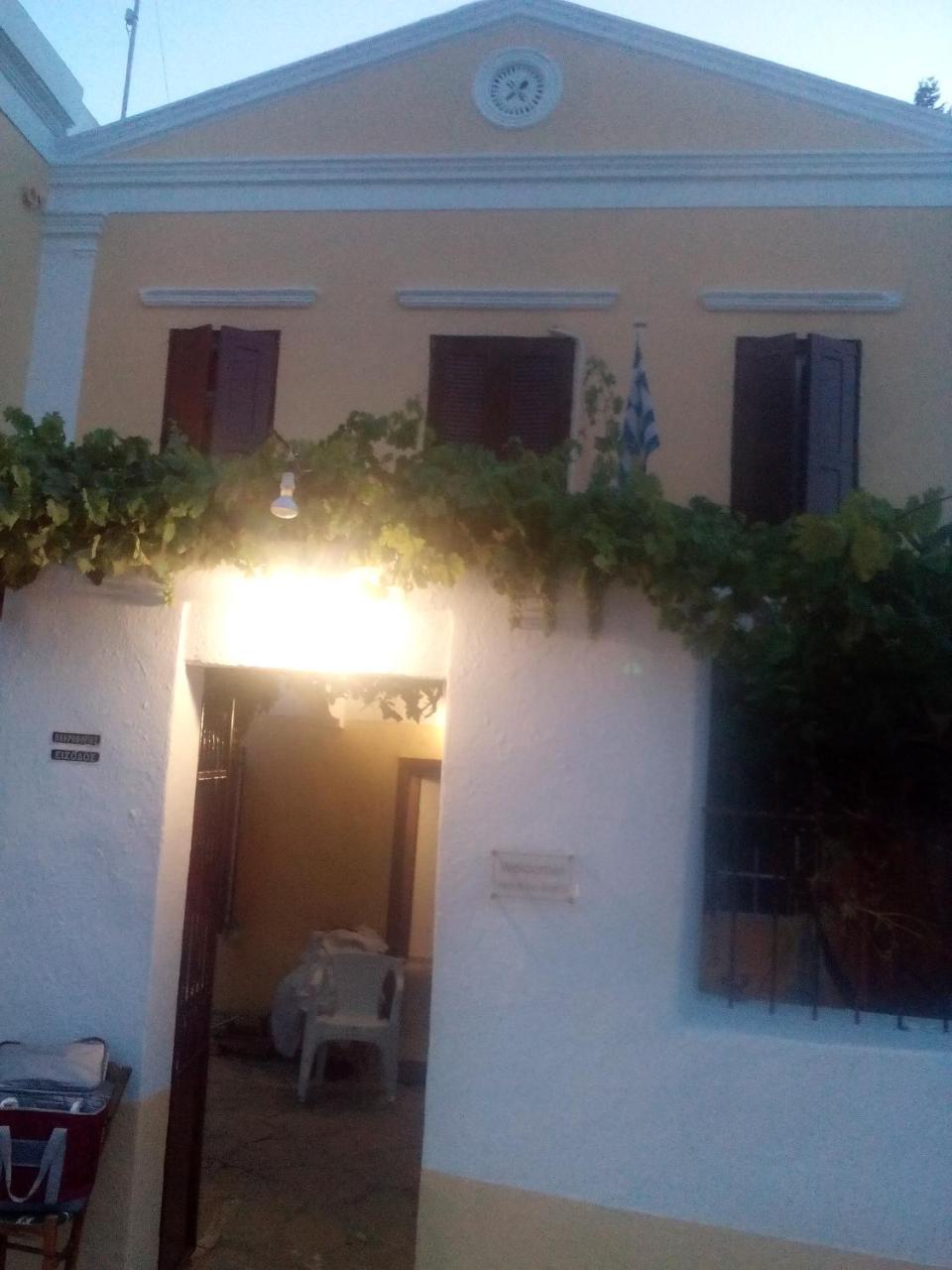 Nikos And Eva Studios Symi Bagian luar foto